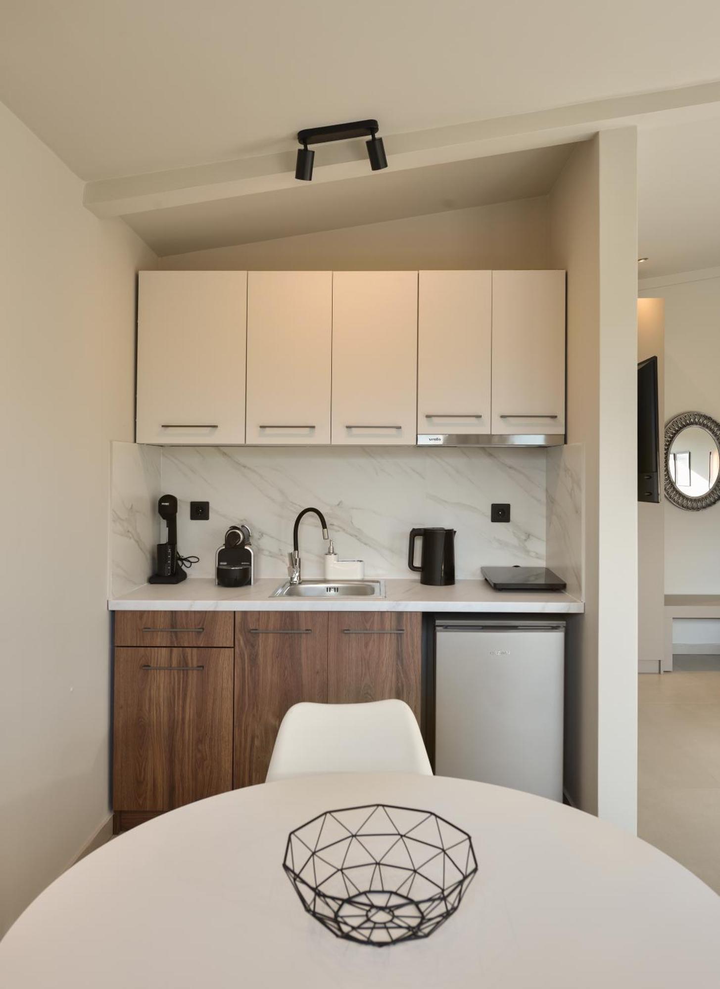 Olive All-Seasons Suites, Panel Hospitality Homes & Villas 리토코론 외부 사진
