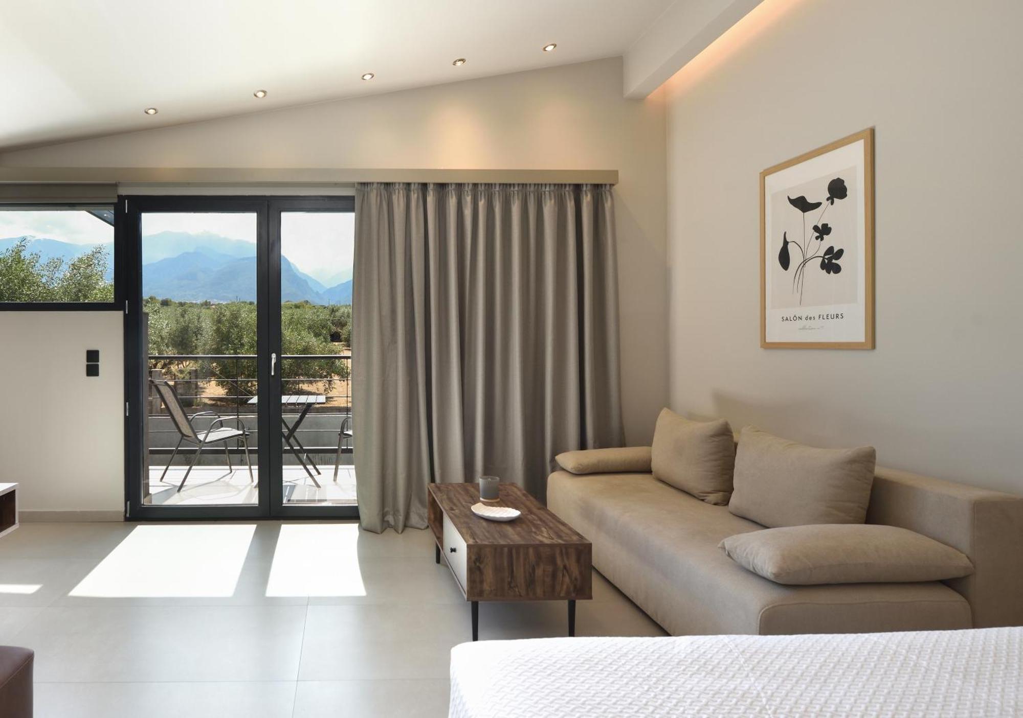 Olive All-Seasons Suites, Panel Hospitality Homes & Villas 리토코론 외부 사진